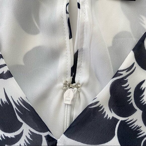 Ann Taylor floral print midi dress - Picture 9 of 9